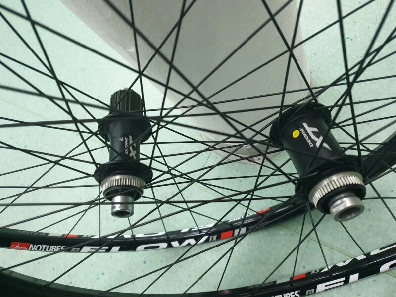 NoTubes ZTR Flow EX 29 Laufradsatz / Shimano XT 788 Naben 2 NoTubes ZTR Flow EX 29 Laufradsatz / Shimano XT 788 Naben – Bild 2